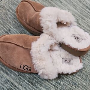 UGG Women's Cozy Tan Slippers with Plush Cream Lining